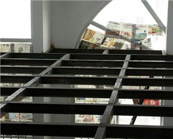 鋼結(jié)構(gòu)閣樓